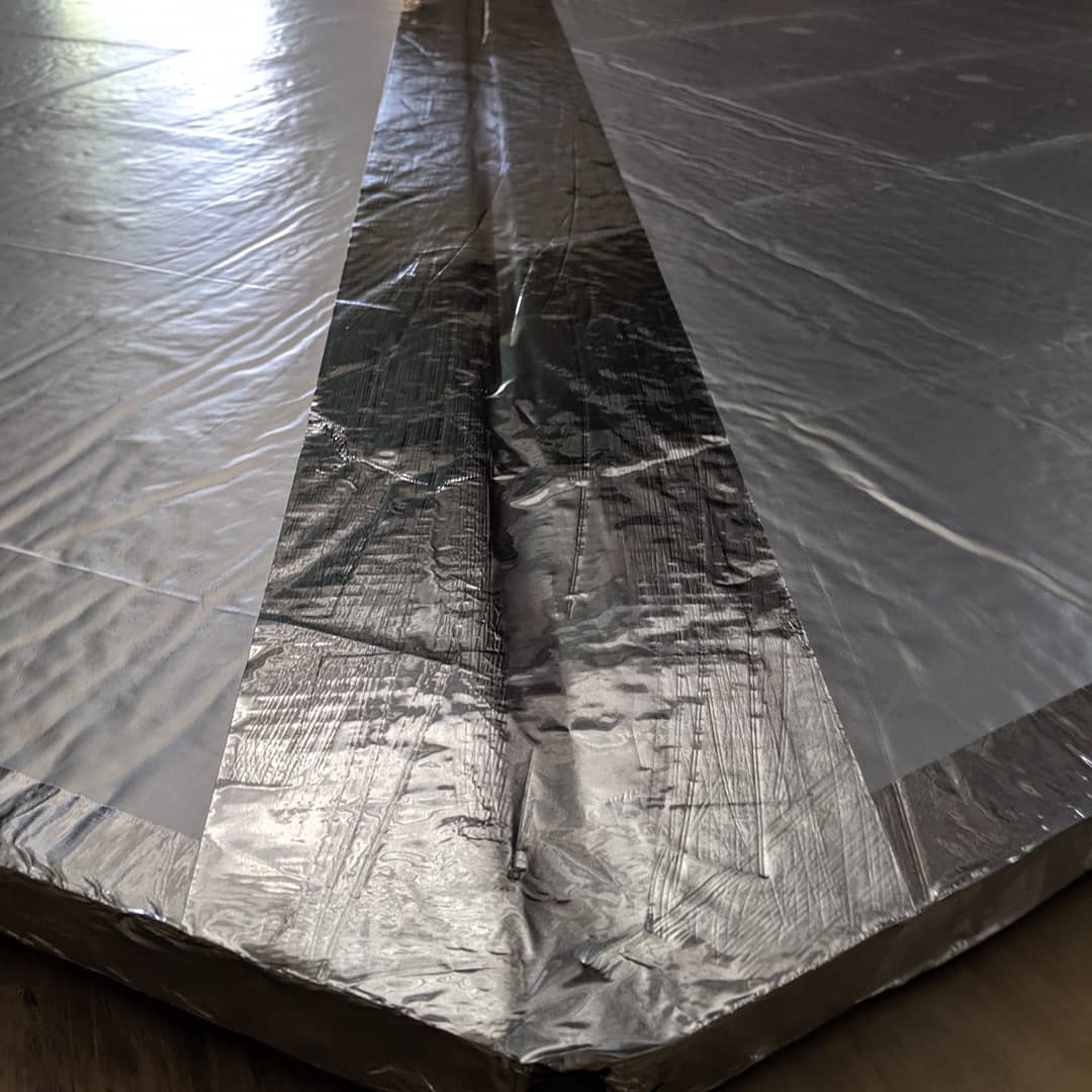 This photo shows the foil tape covering the filament tape and protecting it.